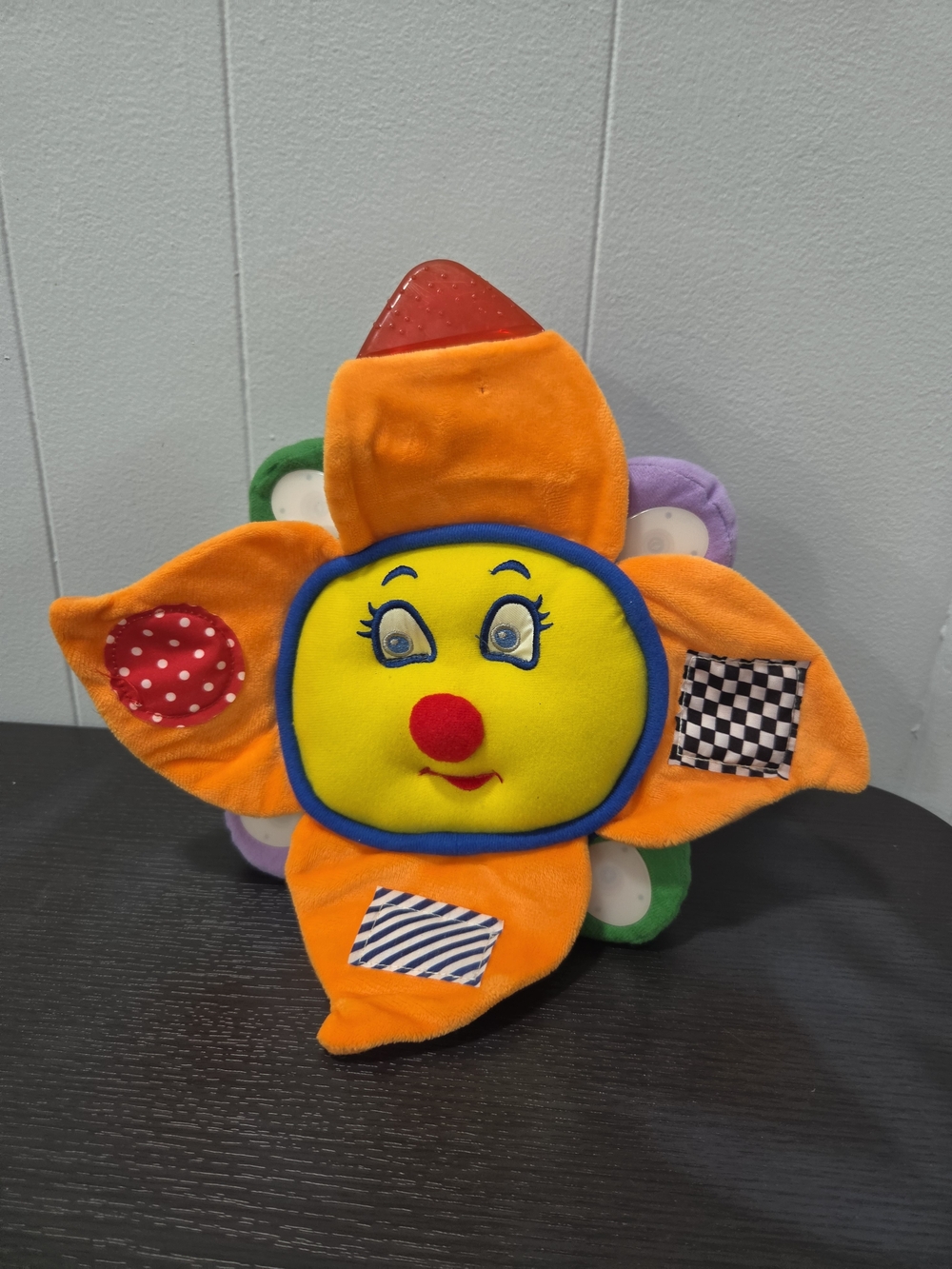 Neurosmith/Small World Toys Sunshine Symphony Developmental Infant Musical Plush